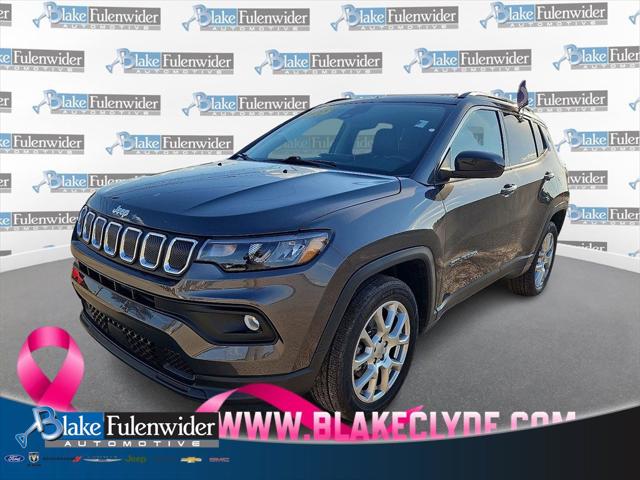 2022 Jeep Compass Latitude Lux 4x4 2022 Jeep Compass Latitude Lux 4x4