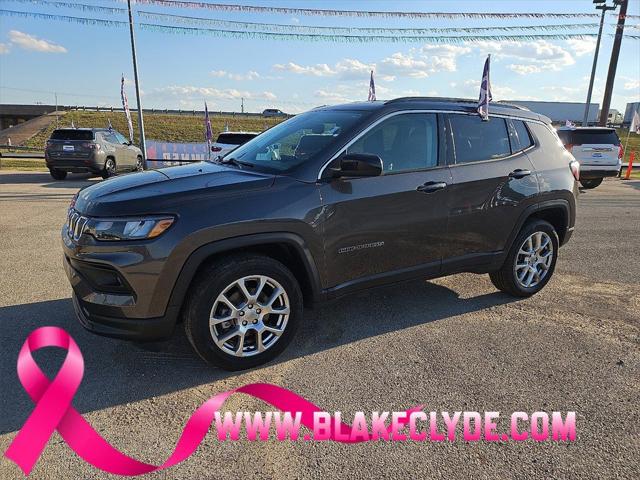 2022 Jeep Compass Latitude Lux 4x4 2022 Jeep Compass Latitude Lux 4x4
