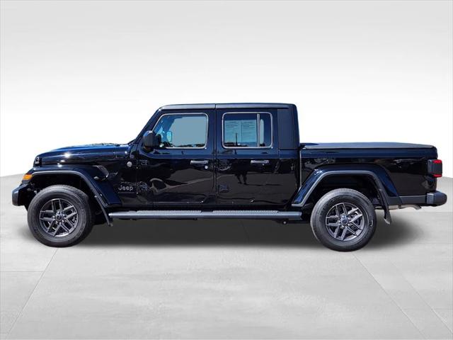 2024 Jeep Gladiator Sport S