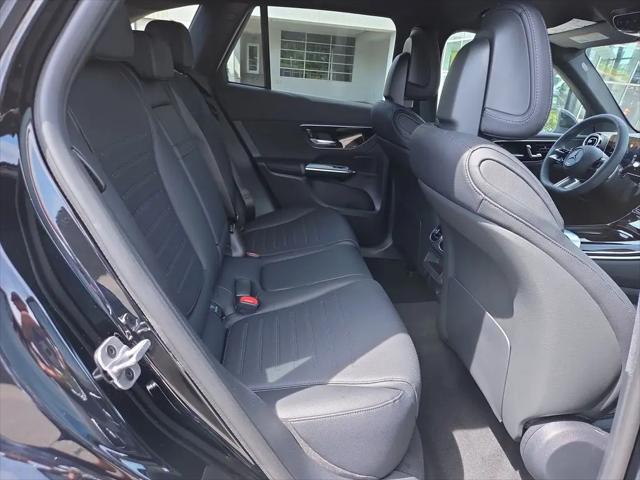 2026 Mercedes-Benz GLC 350e 4MATIC