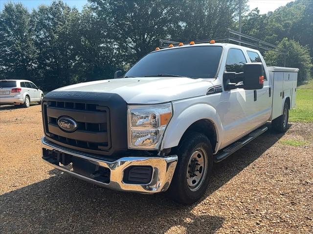2015 Ford F-350 Chassis XL