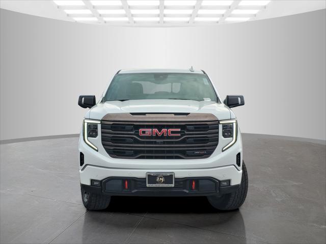 2022 GMC Sierra 1500 4WD Crew Cab Short Box AT4X 2022 GMC Sierra 1500 4WD Crew Cab Short Box AT4X