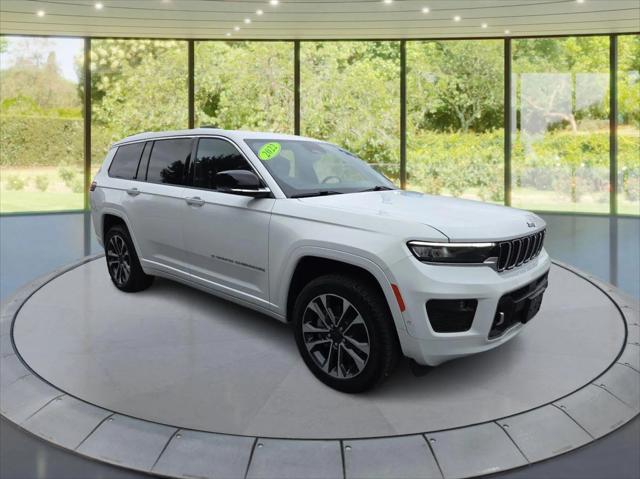 2022 Jeep Grand Cherokee L Overland 4x4 2022 Jeep Grand Cherokee L Overland 4x4