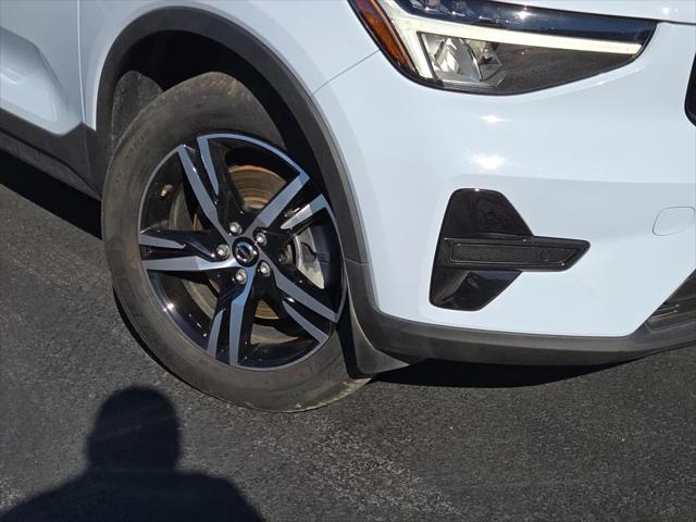 2024 Volvo XC40 B5 Core Bright Theme 2024 Volvo XC40 B5 Core Bright Theme