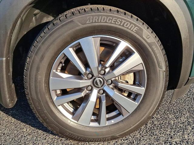2022 Nissan Pathfinder SL 4WD