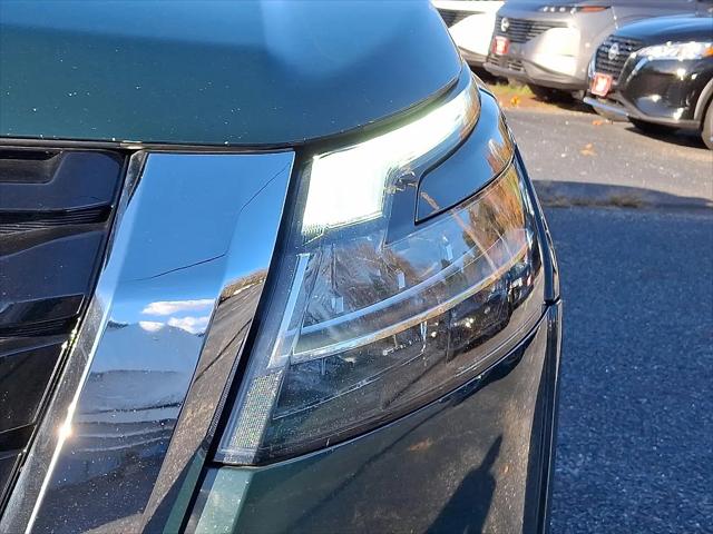 2022 Nissan Pathfinder SL 4WD