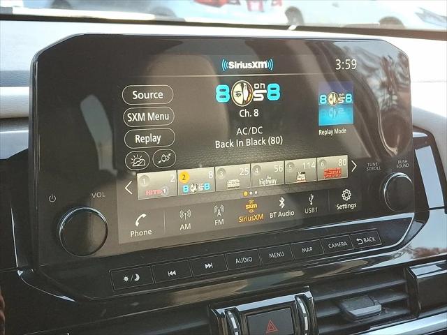 2022 Nissan Pathfinder SL 4WD