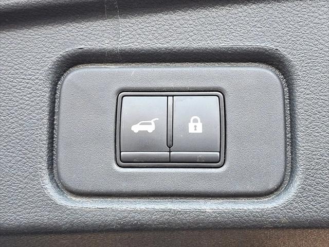 2022 Nissan Pathfinder SL 4WD