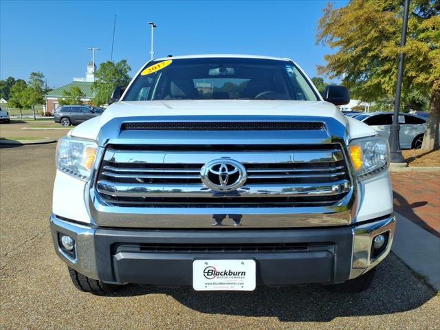 2017 Toyota Tundra SR5 5.7L V8