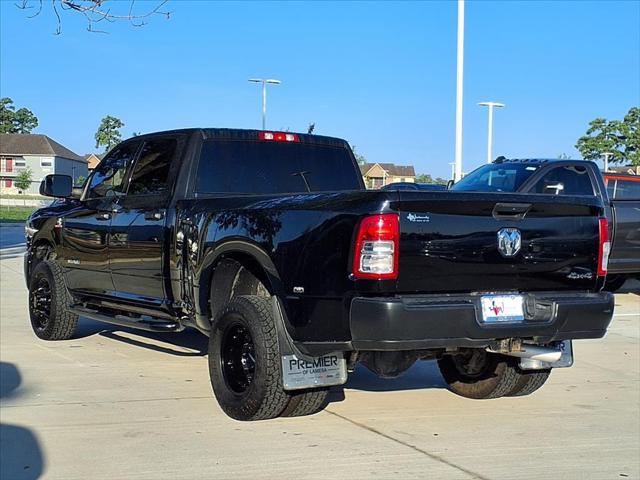 2022 RAM 3500 Tradesman Crew Cab 4x4 8 Box
