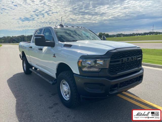 2024 RAM 2500 Tradesman Crew Cab 4x4 64 Box