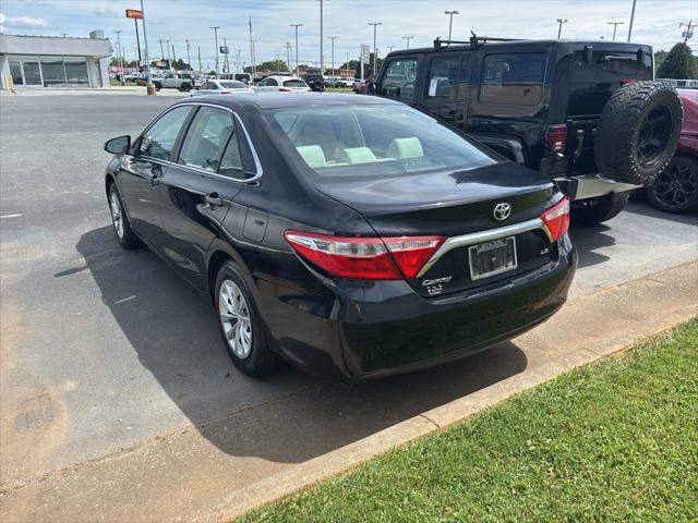 2016 Toyota Camry LE