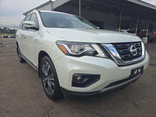 2020 Nissan Pathfinder Platinum 2WD