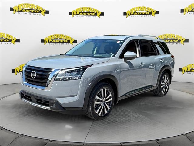 2022 Nissan Pathfinder Platinum 4WD