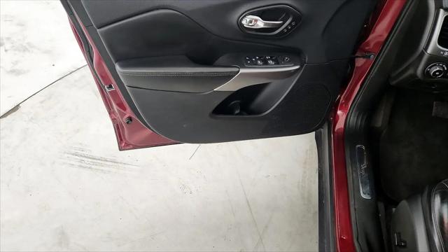 2019 Jeep Cherokee Limited FWD