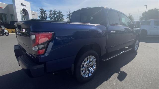 2020 Nissan TITAN Crew Cab SL 4x4