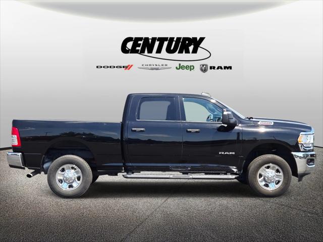2024 RAM 2500 Big Horn Crew Cab 4x4 64 Box
