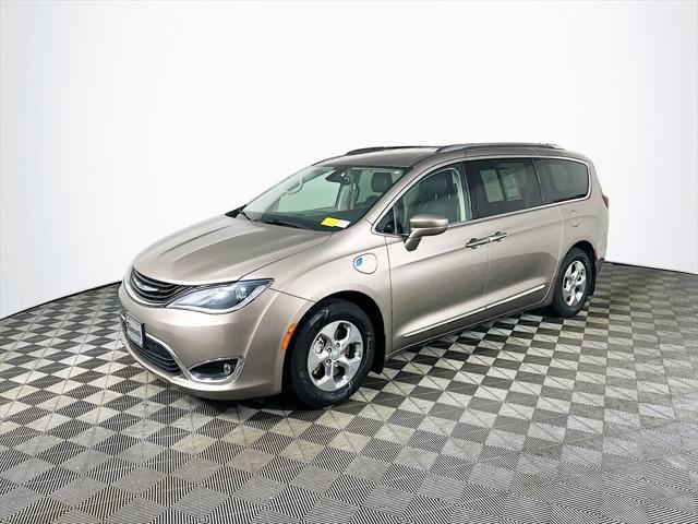 2018 Chrysler Pacifica Hybrid Touring L
