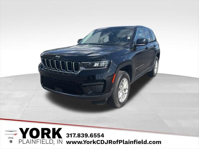2023 Jeep Grand Cherokee Laredo X 4x4