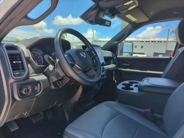 2025 RAM Ram 2500 RAM 2500 TRADESMAN CREW CAB 4X4 64 BOX