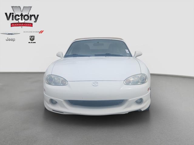2002 Mazda MX-5 Miata Base