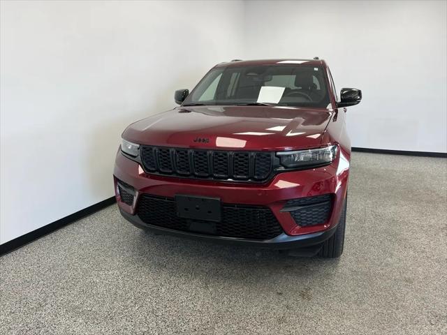 2024 Jeep Grand Cherokee Altitude 4x4 2024 Jeep Grand Cherokee Altitude 4x4