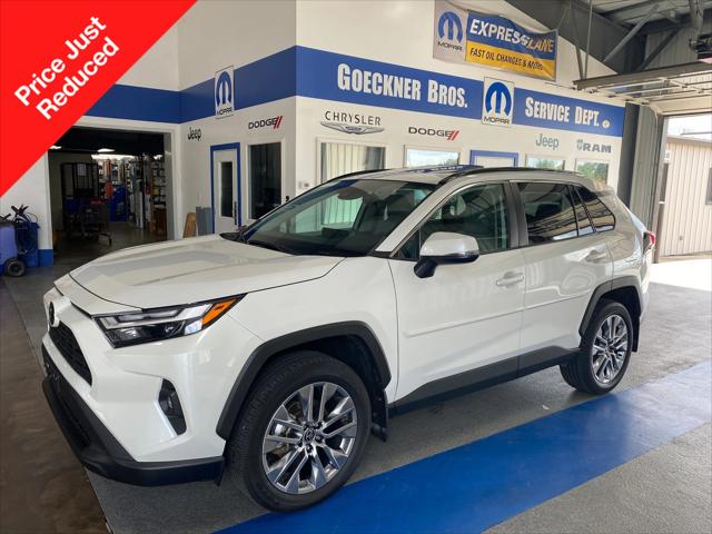 2022 Toyota RAV4 XLE Premium