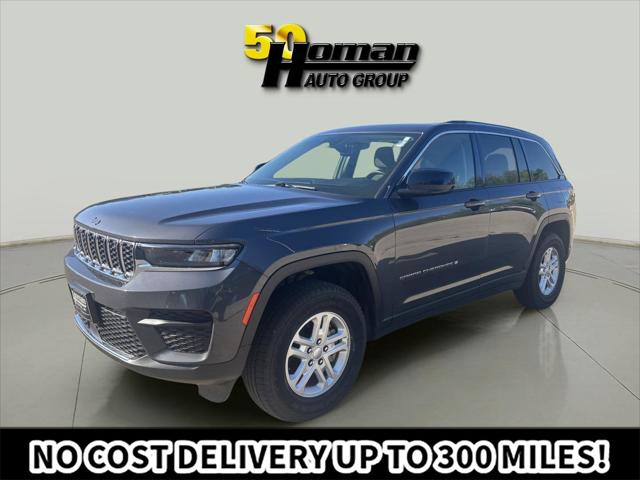 2022 Jeep Grand Cherokee Laredo 4x4