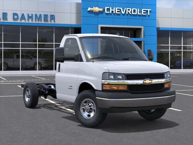 2025 Chevrolet Express Cutaway Work Van