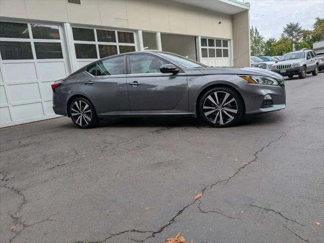 2020 Nissan Altima SR FWD