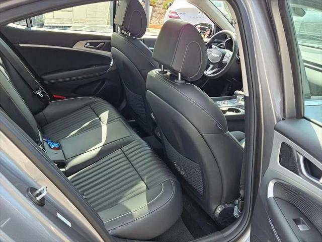 2026 Genesis G70 2.5T RWD Prestige