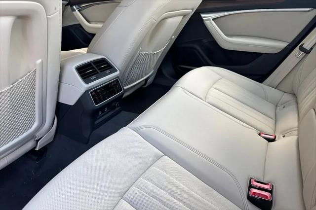 2025 Audi A6 Premium Plus 45 TFSI quattro S tronic