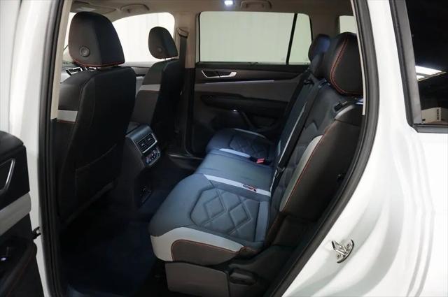 2026 Volkswagen Atlas Peak Edition