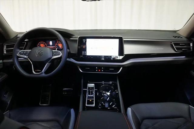 2026 Volkswagen Atlas Peak Edition
