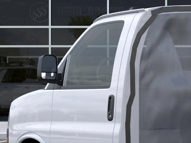2025 GMC Savana Cutaway 4500 Van
