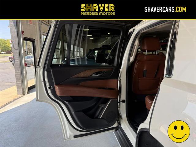 2015 Cadillac Escalade Luxury
