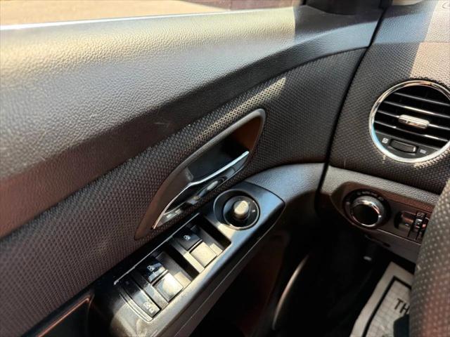 2011 Chevrolet Cruze LT