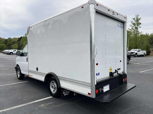 2025 GMC Savana Cutaway Work Van