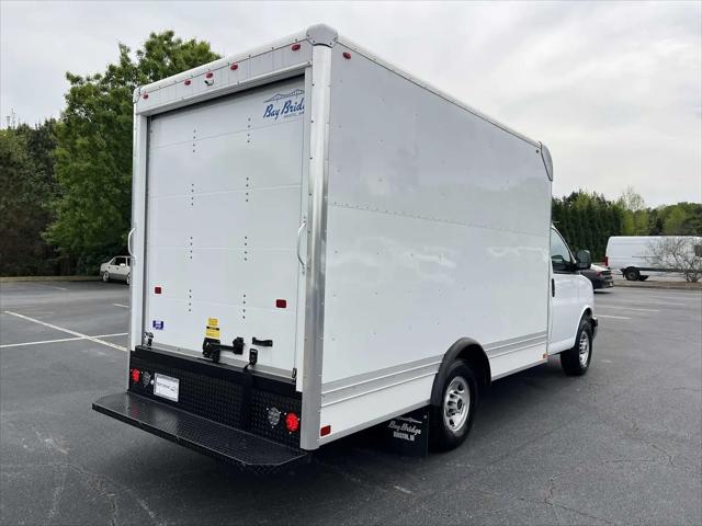 2025 GMC Savana Cutaway Work Van