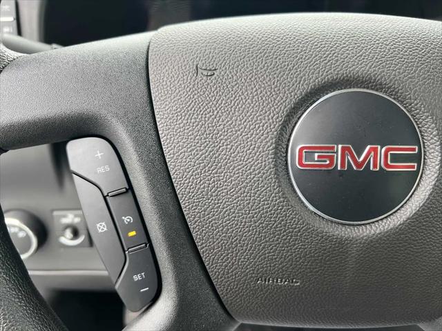 2025 GMC Savana Cutaway Work Van
