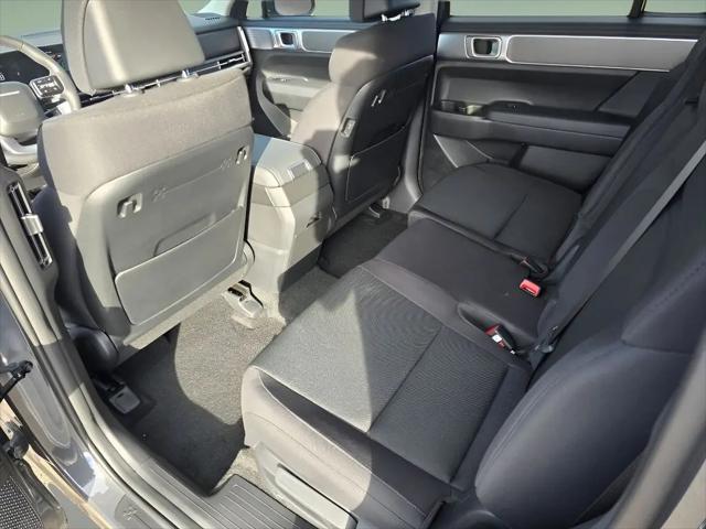 2026 Hyundai Santa Fe SE