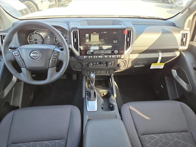 2025 Nissan Frontier Crew Cab SV 4x2