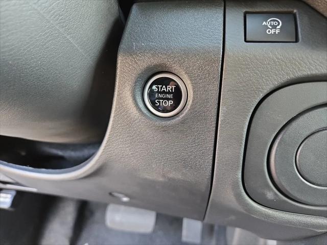 2025 Nissan Frontier Crew Cab SV 4x2