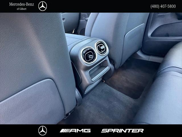 2026 Mercedes-Benz GLC 4MATIC