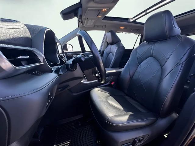 2020 Toyota Highlander Platinum