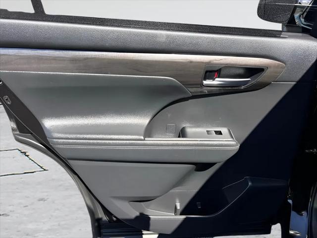 2020 Toyota Highlander Platinum