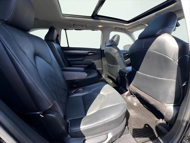 2020 Toyota Highlander Platinum
