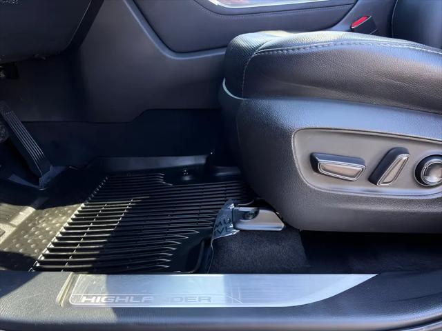 2020 Toyota Highlander Platinum