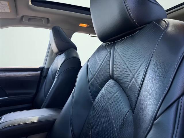 2020 Toyota Highlander Platinum