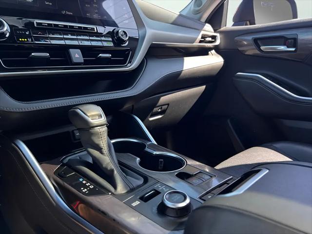 2020 Toyota Highlander Platinum